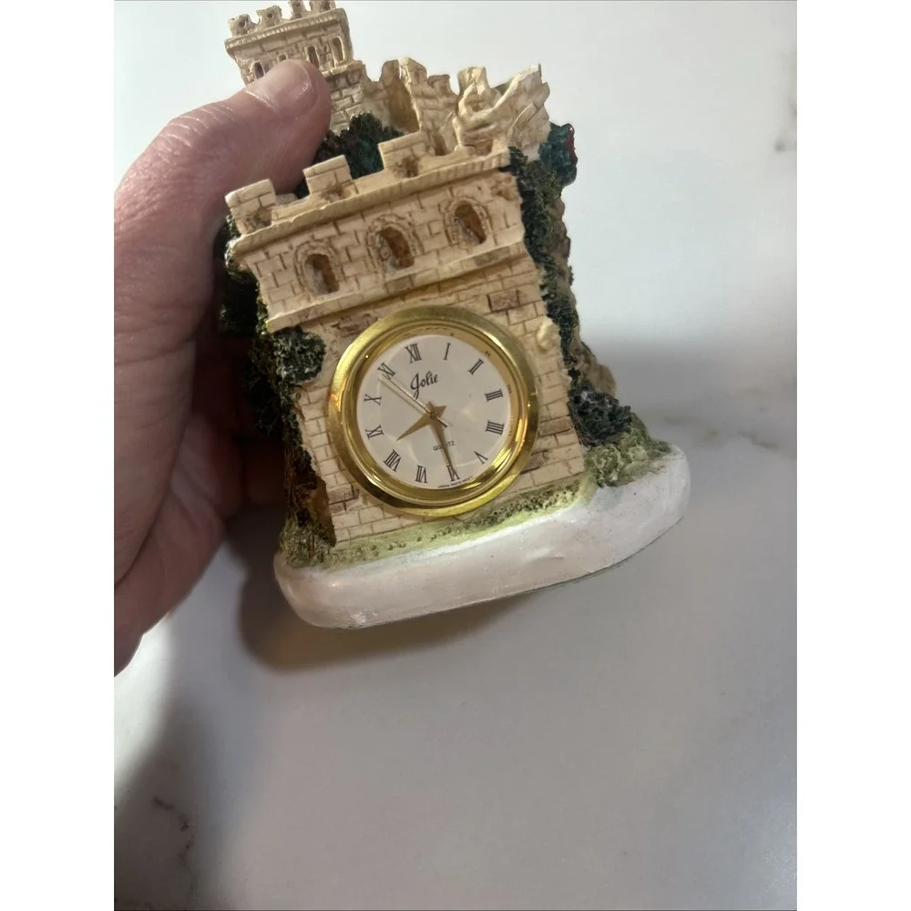 Elegance Quartz Castle Clock Figurine‎ Tabletop Decor Medieval Style Made China